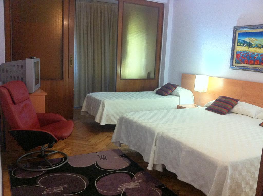 Hostal Del Carmen Santander Rum bild