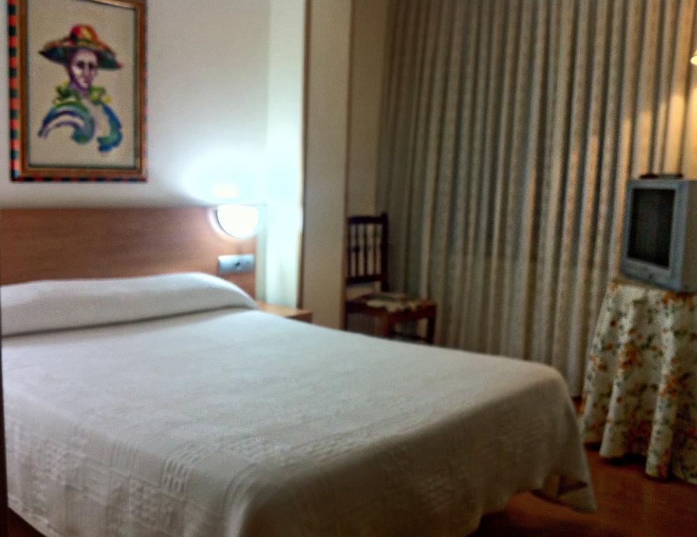 Hostal Del Carmen Santander Rum bild